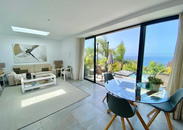 Casa Lava Luminosa Y Con Magnificas Vistas La Orotava